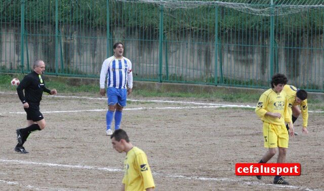 110109_Castelbuono 233y_tn.jpg